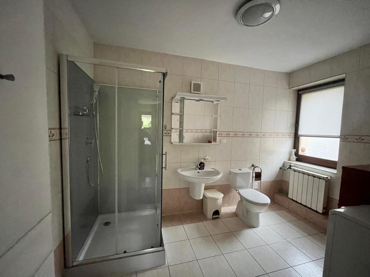 Green Albatros 48M With Bathroom Varşovia Exterior foto