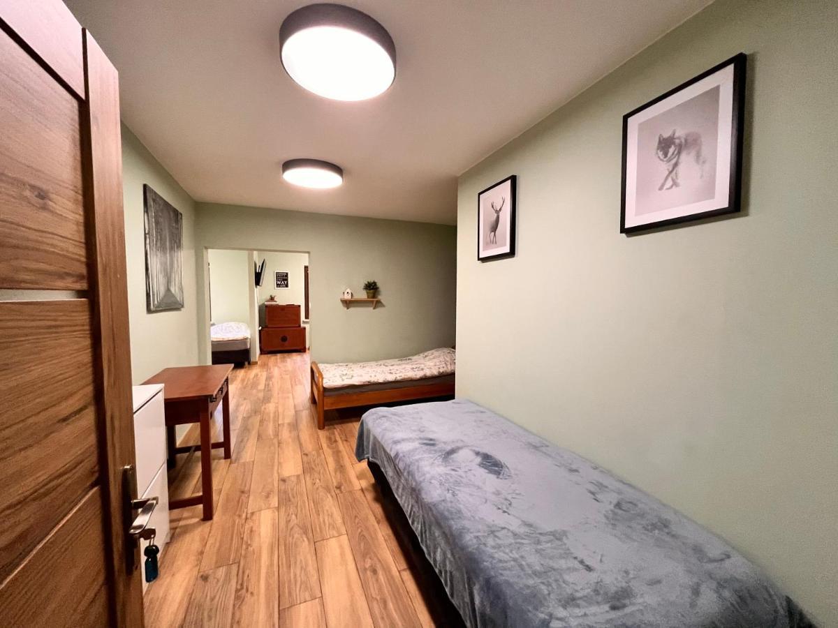 Green Albatros 48M With Bathroom Varşovia Exterior foto